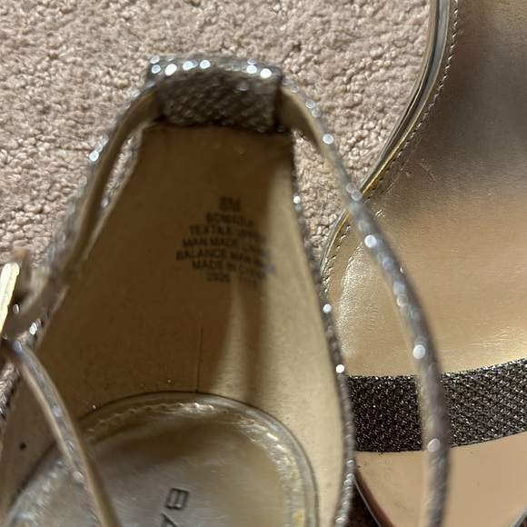 BANDOLINO
Madia Women's Open Toe Dress Sandals - Picture 3 of 6